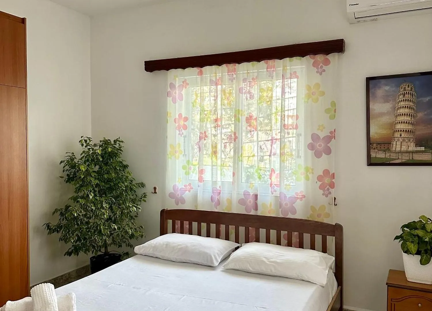 Chris Apartment Sarandë 0*,  알바니아